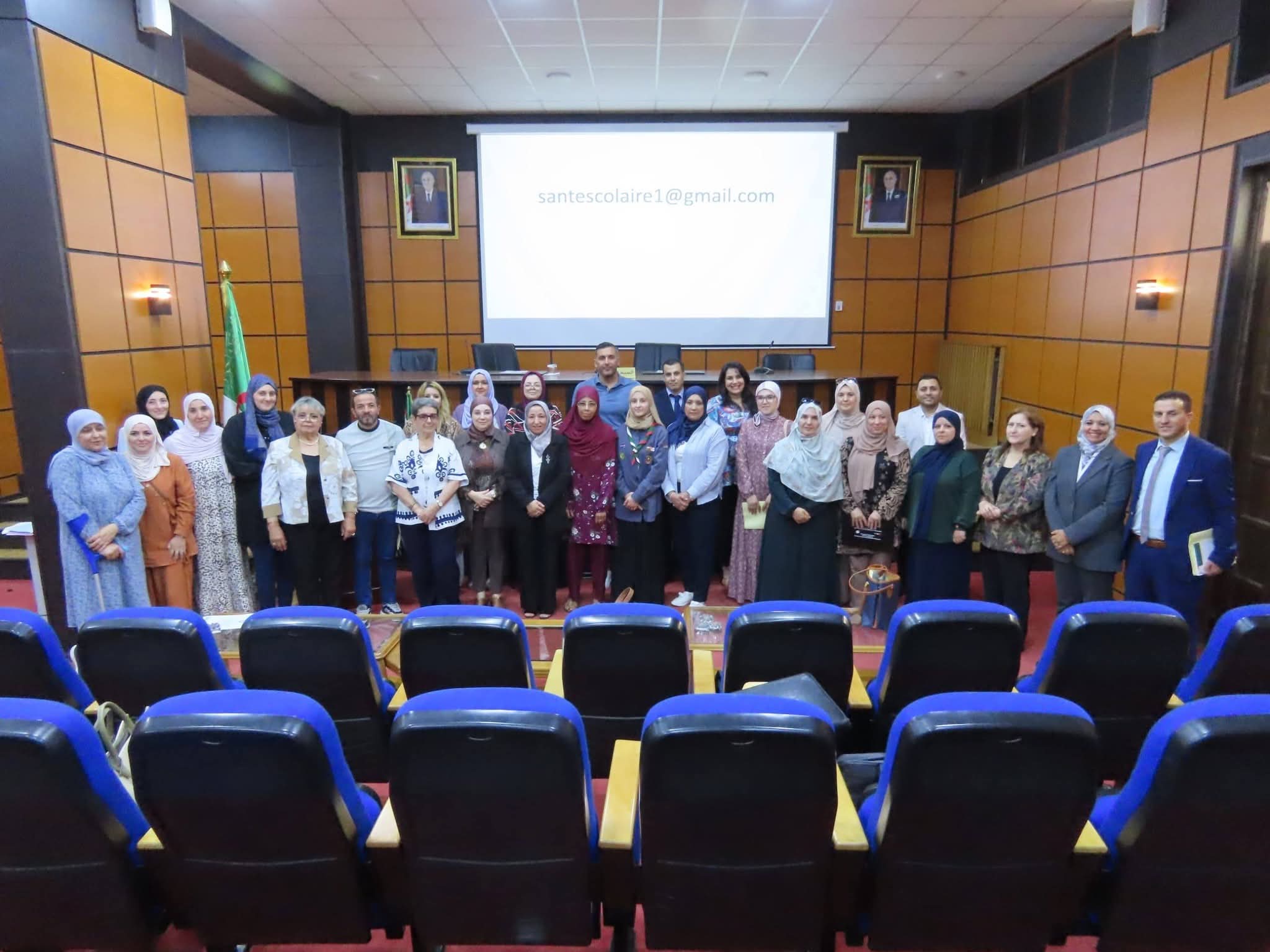 تنصيب اللجنة الوطنية المتعددة القطاعات المكلفة بإعداد المخطط الوطني الإستراتيجي لترقية الصحة في الوسط المدرسي