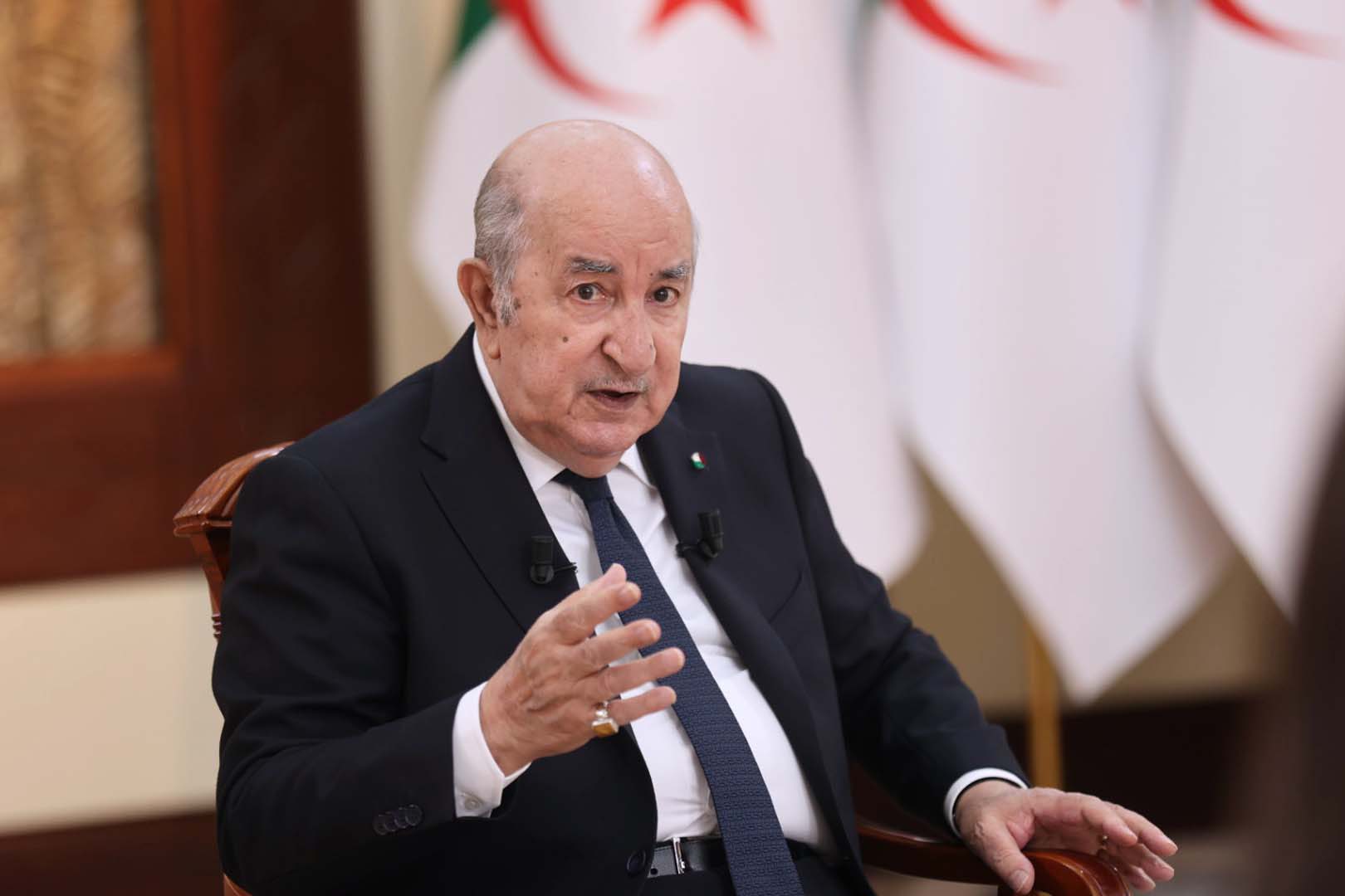 رئيس الجمهورية يضع الملفات على الطاولة .. 130 مليار دولار للاستيراد و3900 شركة تحت المجهر