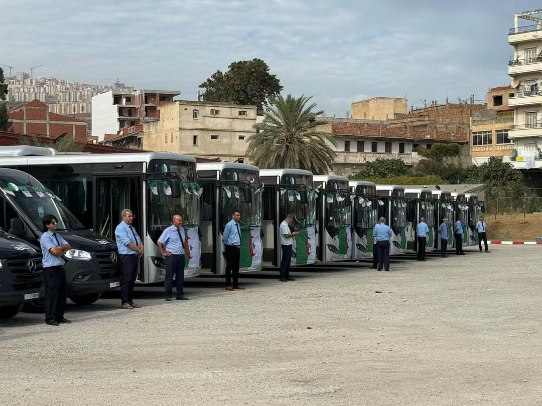 بجاية تتدعم بـ20 حافلة جديدة للنقل الحضري وشبه الحضري