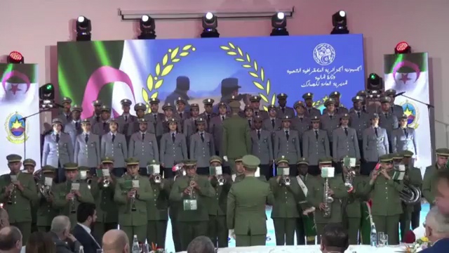 المدير العام للجمارك يكرّم أبناء منتسبي الجهاز الناجحين في البكالوريا