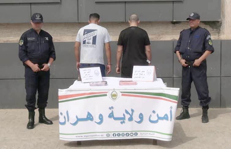 حجز أزيد من 2 كلغ من الكوكايين بوهران وتفكيك شبكة إجرامية