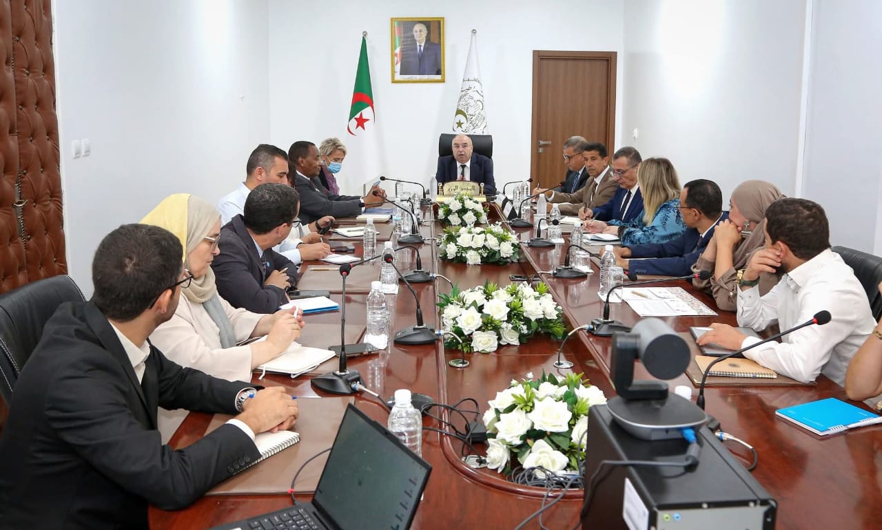 الصناعة الصيدلانية الجزائرية تفتك ثقة و مرافقة منظمة الصحة العالمية ...