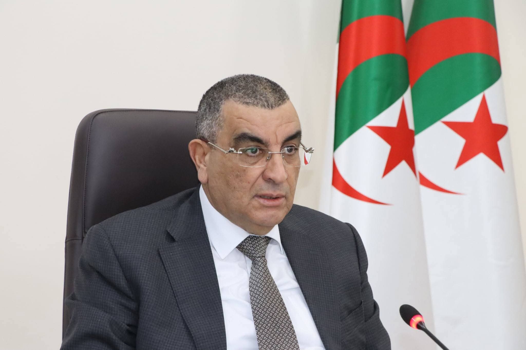 تسريع أشغال الخط المنجمي الشرقي.. توجيهات صارمة لضمان احترام الآجال