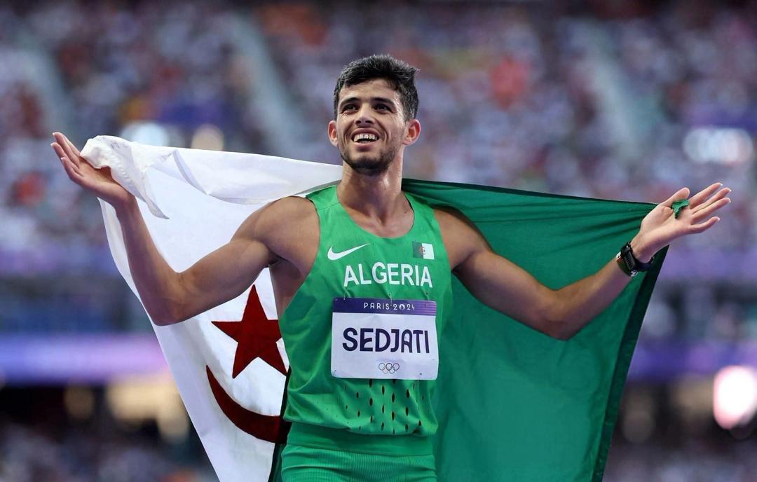 نهائي 800م لأبطال العاب القوة .. جمال سجاتي من ذهب