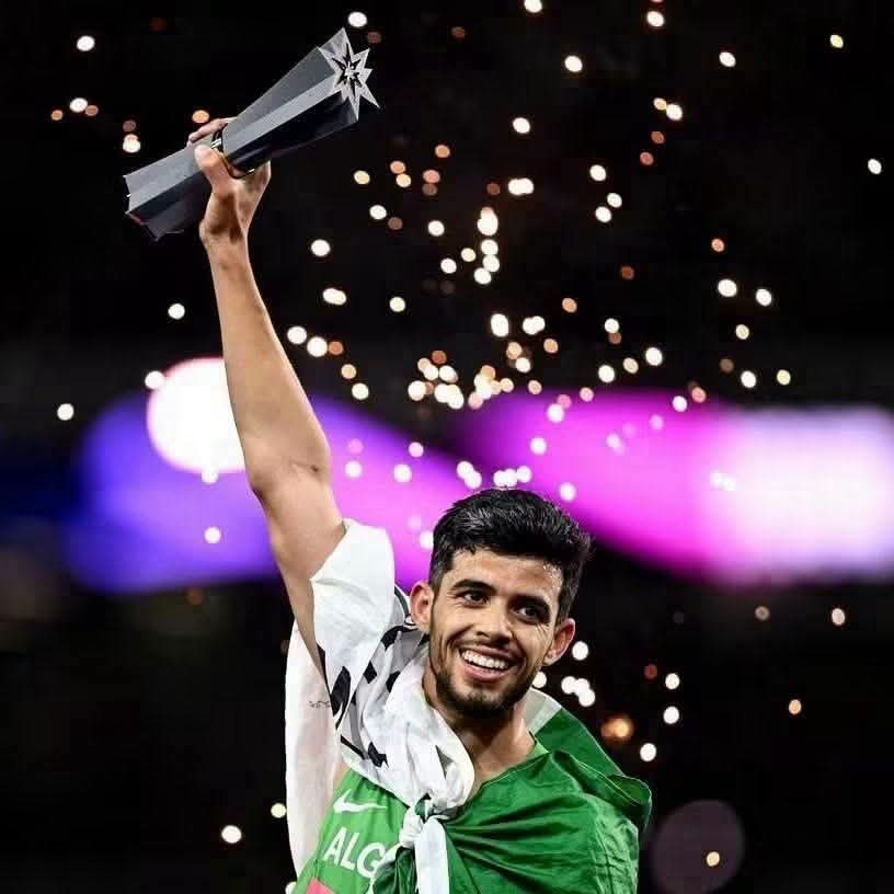 وزير الرياضة يهنئ جمال سجاتي بالتتويج العالمي