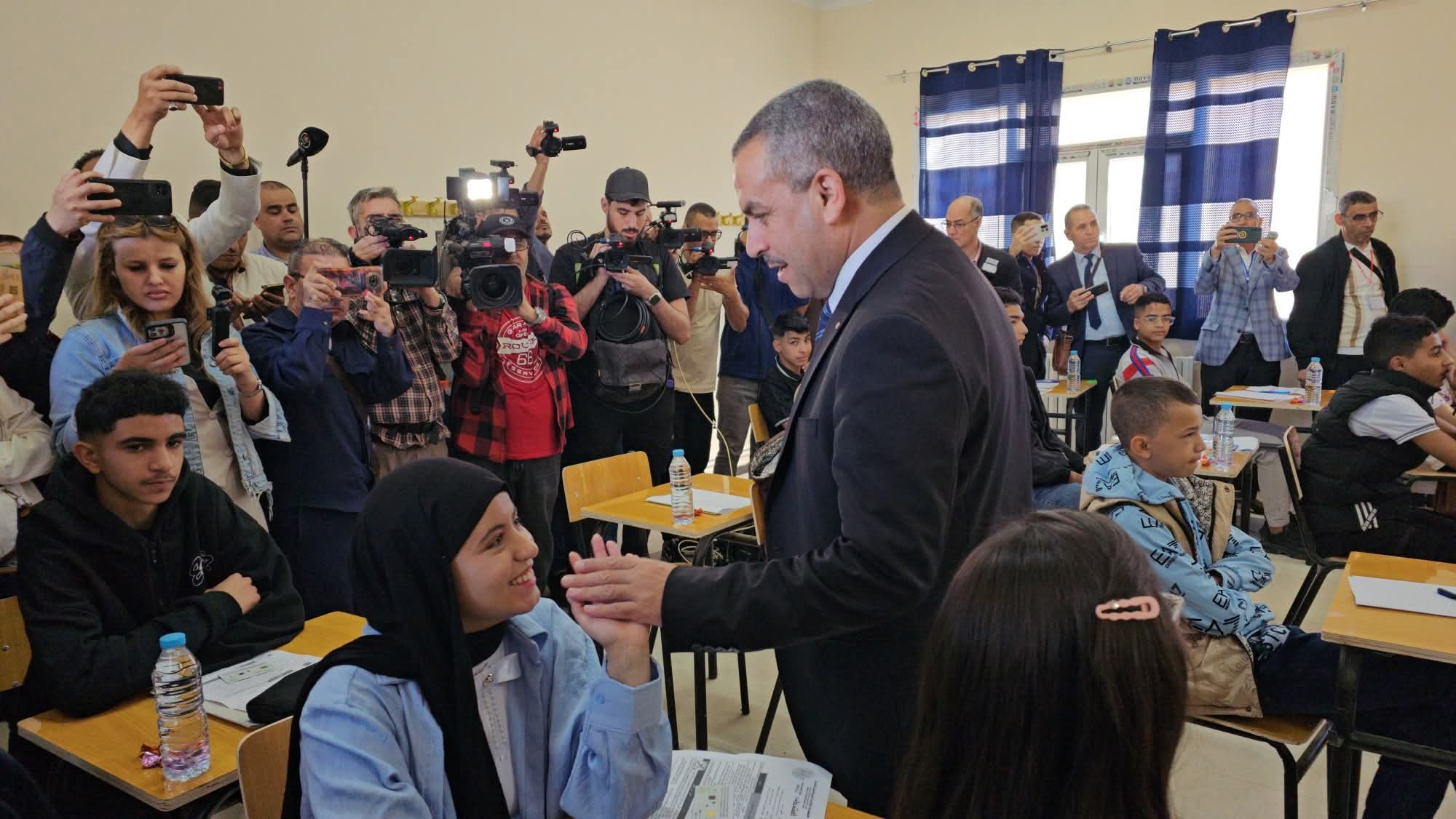 وزير التربية: مرحلة التعليم المتوسط أساسية لاكتساب المعارف وتوجيه التلاميذ نحو المسارات العلمية