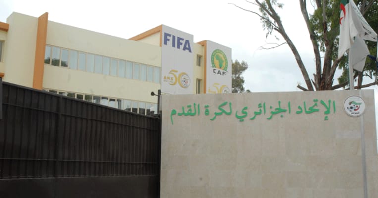 طاقم جزائري مائة بالمائة على رأس الخضر ... الفاف تراهن على الكفاءات الوطنية !