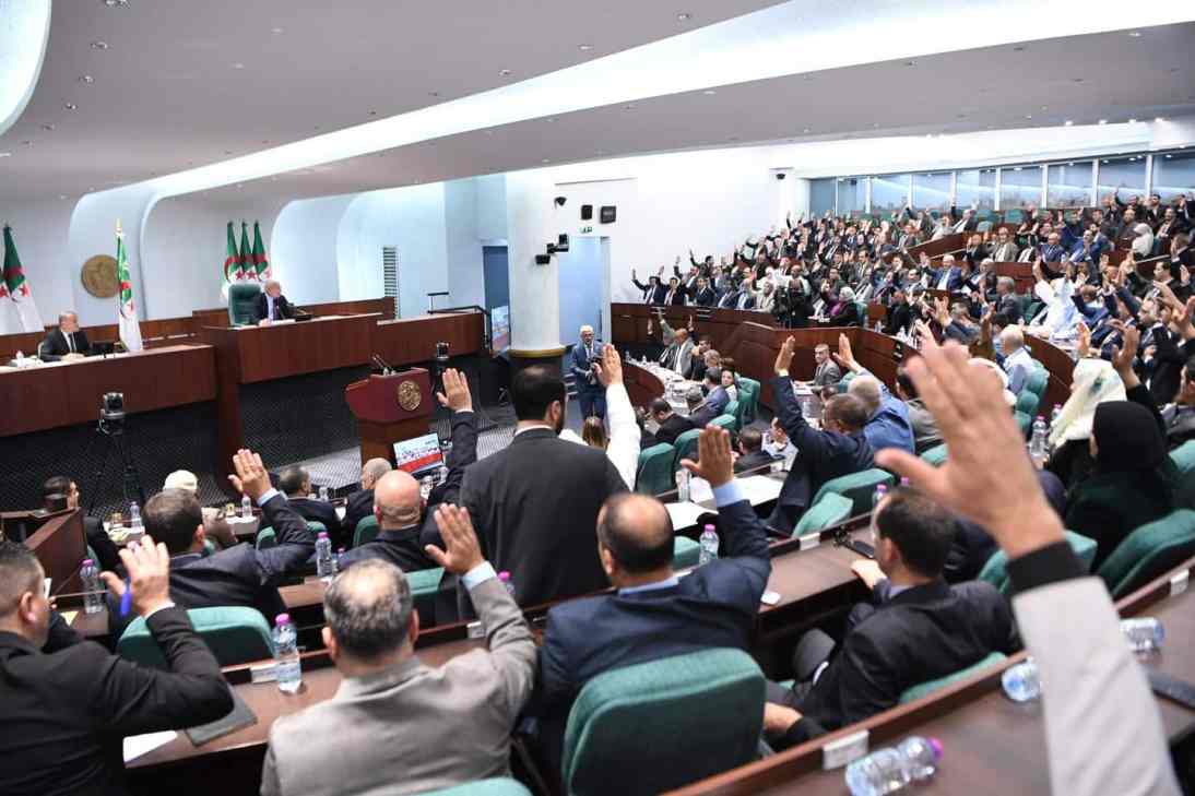 المجلس الشعبي الوطني يصادق على القانون العضوي المتعلق بالأحزاب السياسية