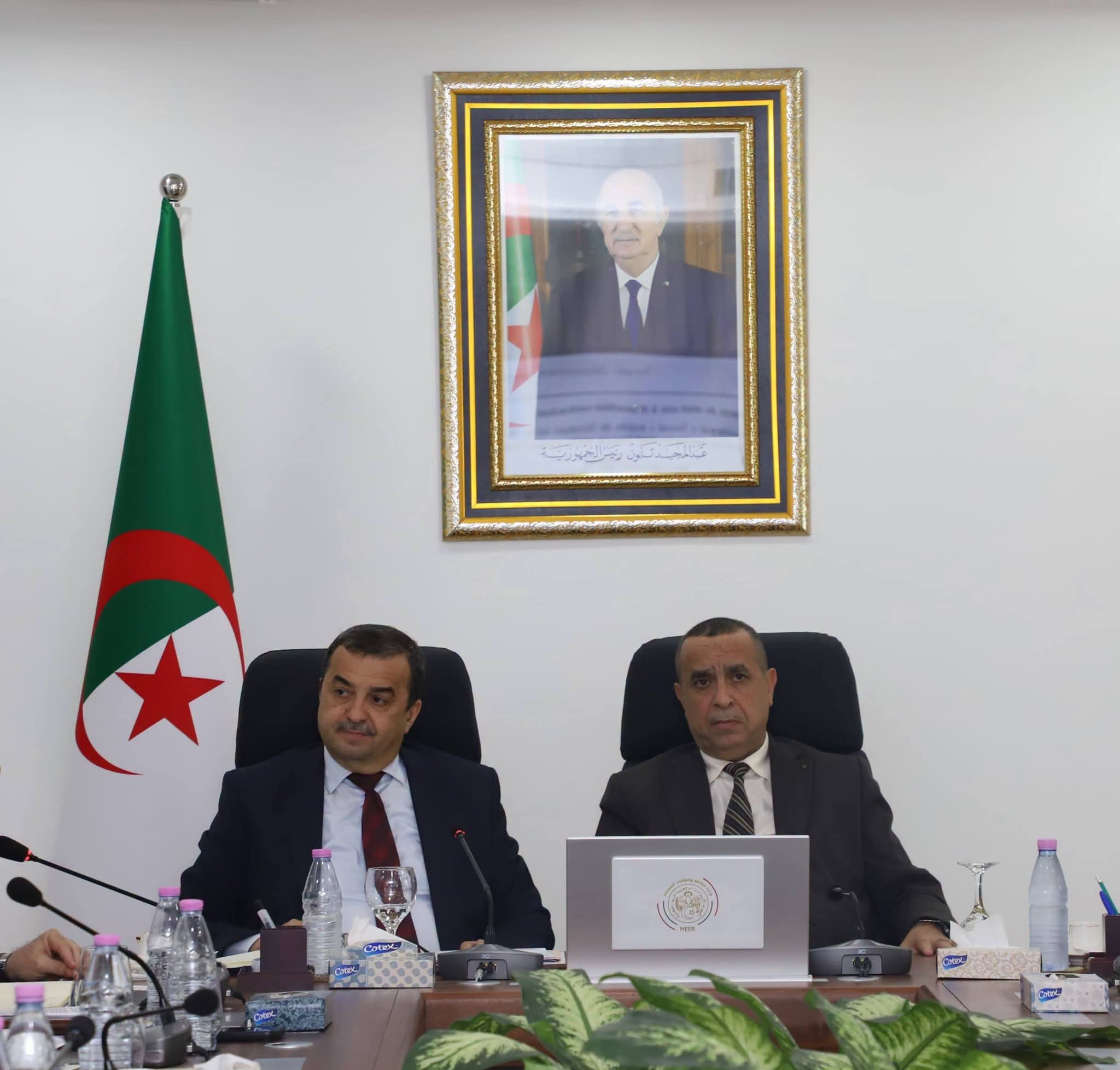 اجتماع تنسيقي لدراسة استهلاك كبار زبائن الغاز وضمان أمن الطاقة