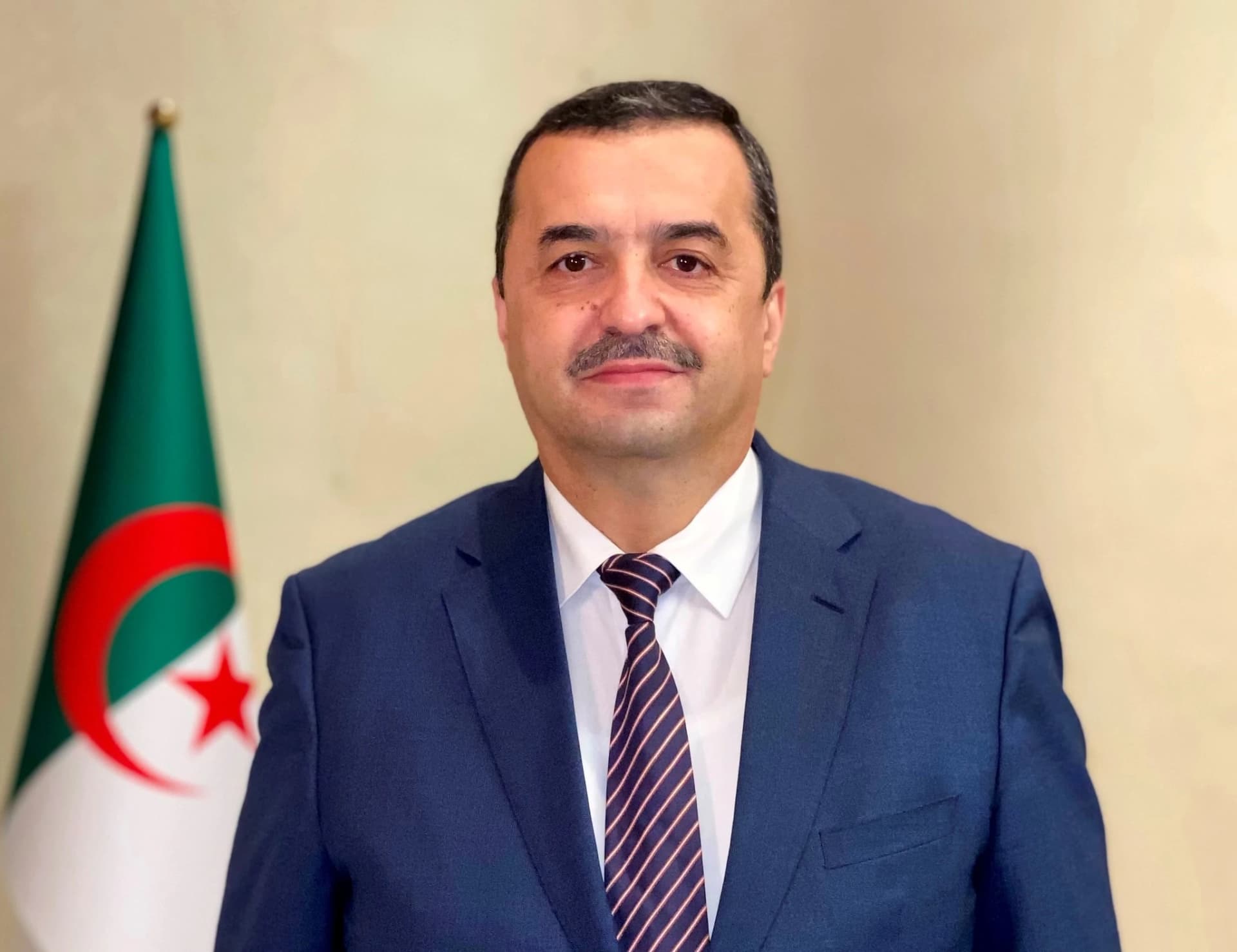 بتكليف من رئيس الجمهورية.. عرقاب في زيارة عمل إلى النيجر