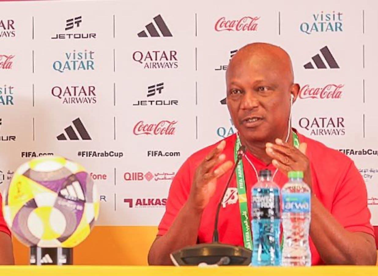 مدرب السودان يتطلع لانطلاقة قوية أمام الجزائر في كأس العرب