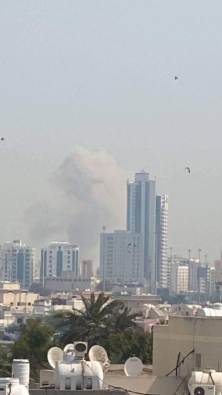 انفجارات في أبو ظبي والمنامة وقطر تعترض صواريخ إيرانية