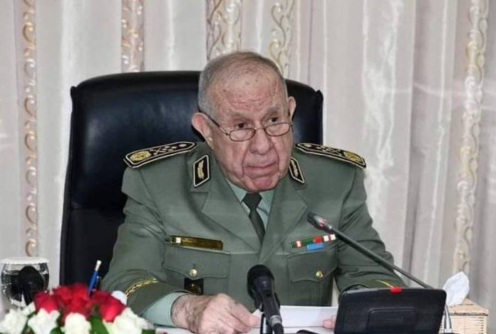 الفريق أول شنقريحة يترأس أشغال الاجتماع السنوي لإطارات المنشآت العسكرية