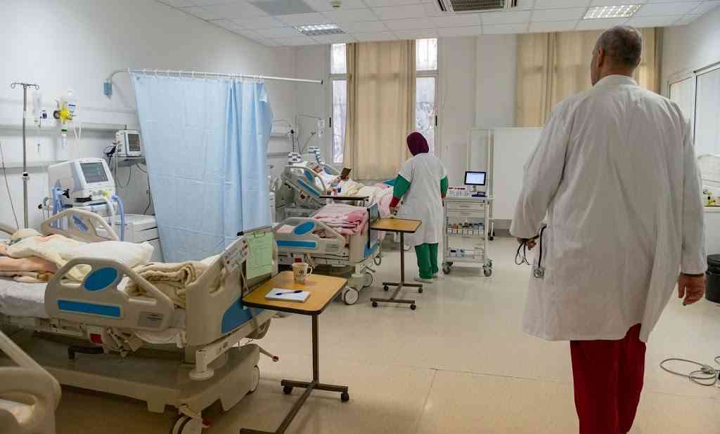 رخصة استثنائية لتنظيم مسابقات التوظيف والترقية في قطاع الصحة