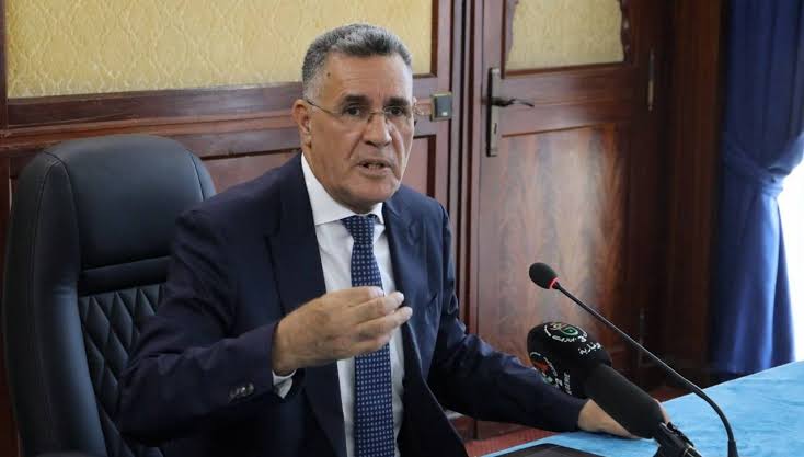 بوزڨزة يأمر بالتكفل الفوري بأضرار الحرائق التي لحقت بمنشآت الري
