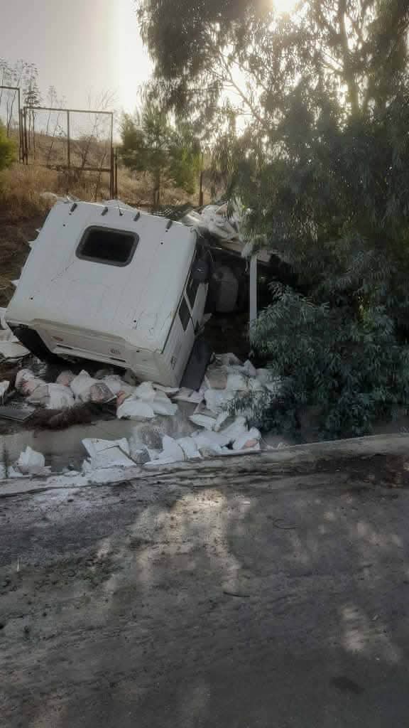 البويرة: وفاة شخص وإصابة 20 آخرين في حادث مرور