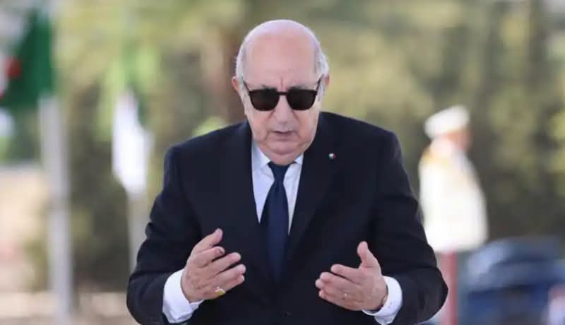 رئيس الجمهورية يعزي في وفاة الفنان القدير سيد أحمد أقومي
