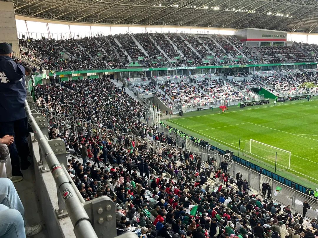 ملعب نيلسون مانديلا