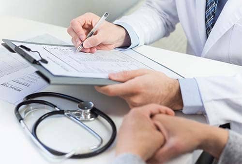 أكثر من خمسة ملايين عامل مصابون بأمراض مزمنة..